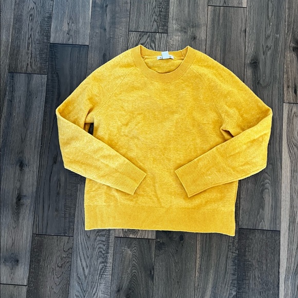 Athleta Hawthorn Crew Sweater 